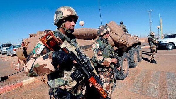 homemade bomb kills algerian soldier near moroccan border 800x337 2 Moncloa