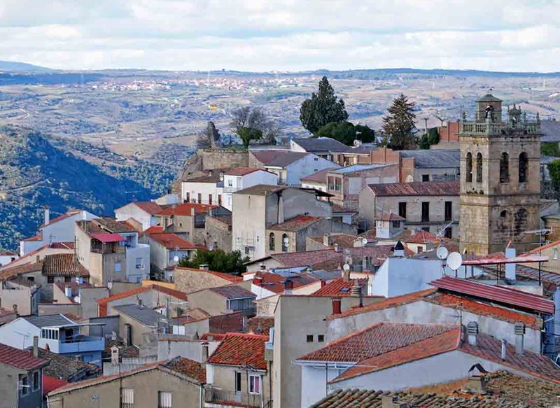 Estos son los pueblos de España que tienen calles bajo tierra
