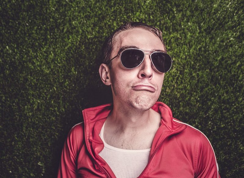 COME BIEN PARA FRENAR LA CAÍDA DEL PELO
