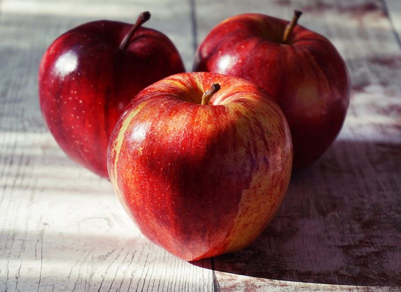 ALUBIAS ROJAS Y MANZANAS