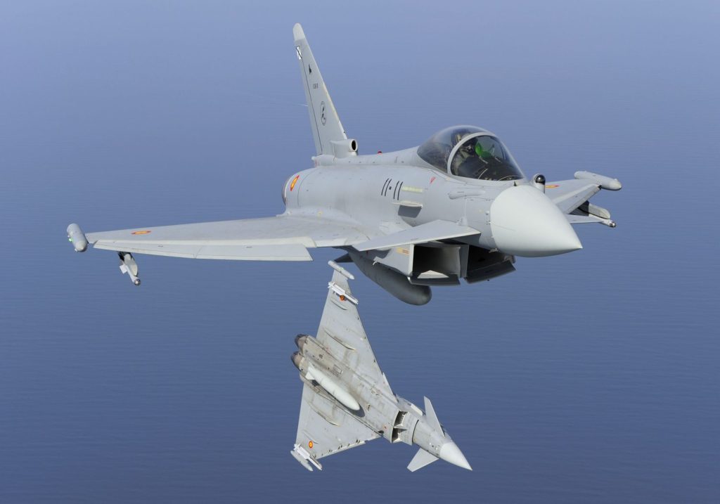 Pilotos alemanes se cualifican en el avión de combate Eurofighter en Sevilla 2 Moncloa Ala 11 AVIONES C.16 Moncloa