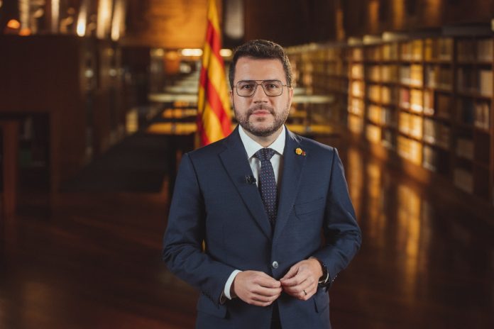 Mazón relega el valenciano a mérito lingüístico en Sanidad | Foto: Europa Press