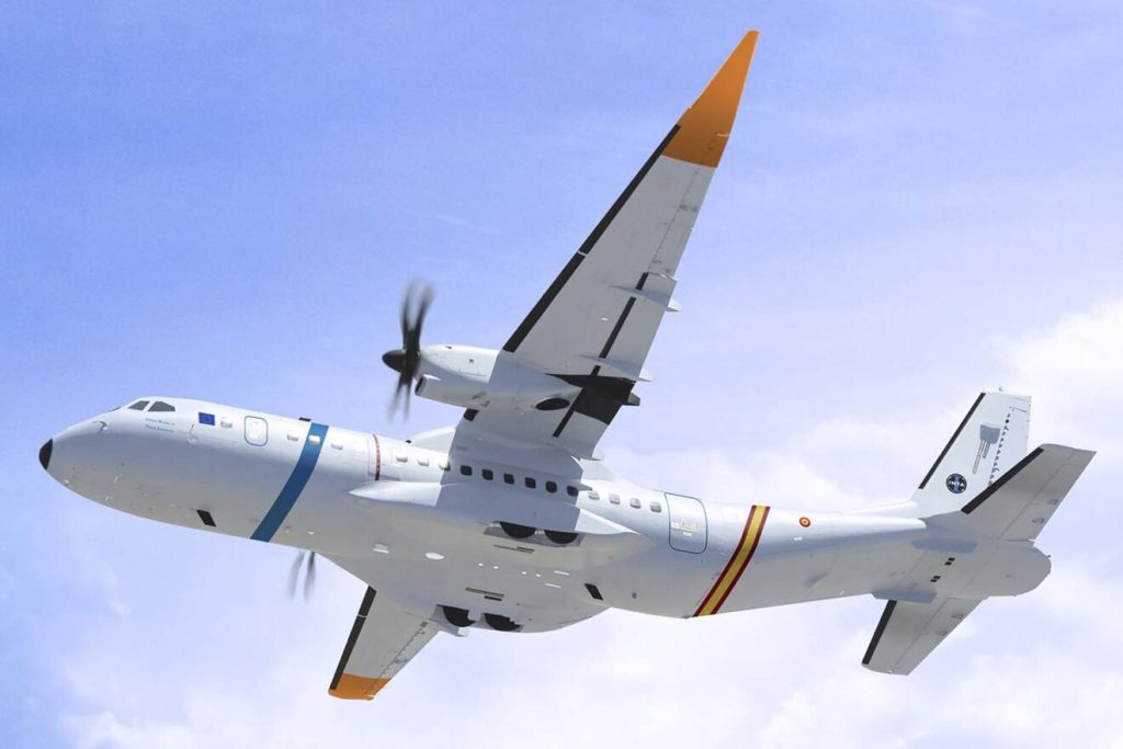 La “entrega” del futuro avión de experimentación del Ministerio de Defensa 3 Moncloa Inta Airbus C295 1320x880 1 Moncloa