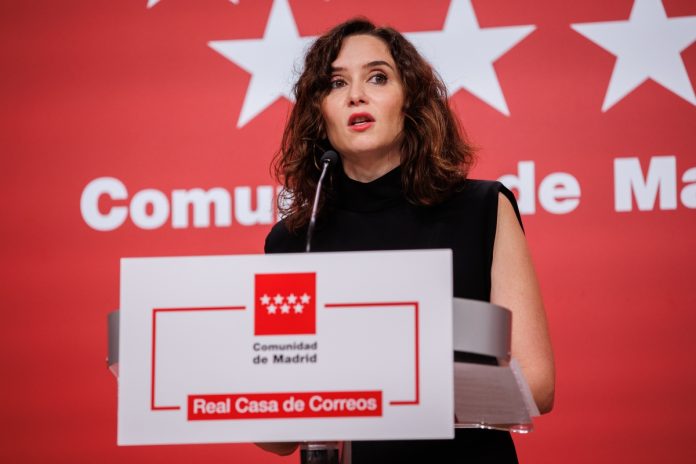 Ayuso da luz verde a los Presupuestos de 2024 con cifras récord en Sanidad