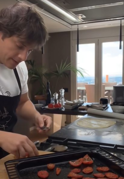 base de tomates horneados pizza jordi cruz