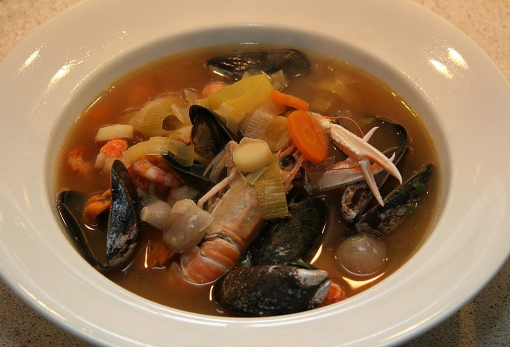 ingredientes para hacer sopa de pescado