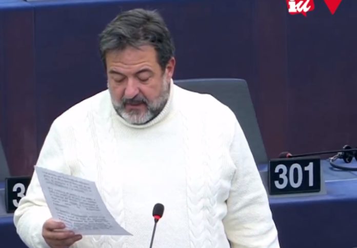 Manu Pineda del Partido Comunista Español.
