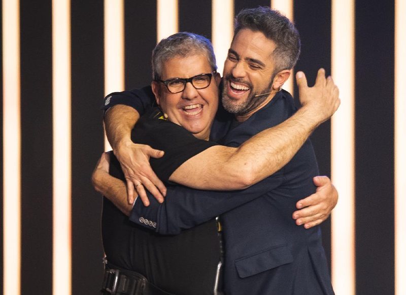 UNO DE LOS PRESENTADORES MÁS FAMOSOS DE LA TELEVISIÓN EN ESPAÑA