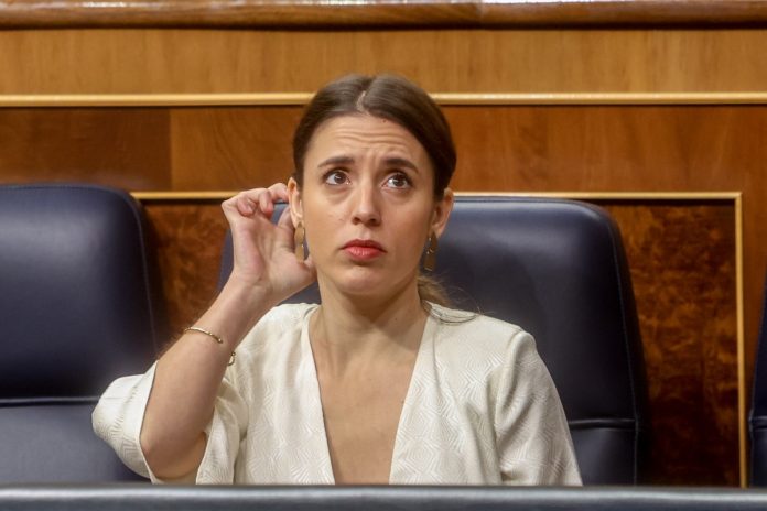 Irene Montero, - violencia - intragenero