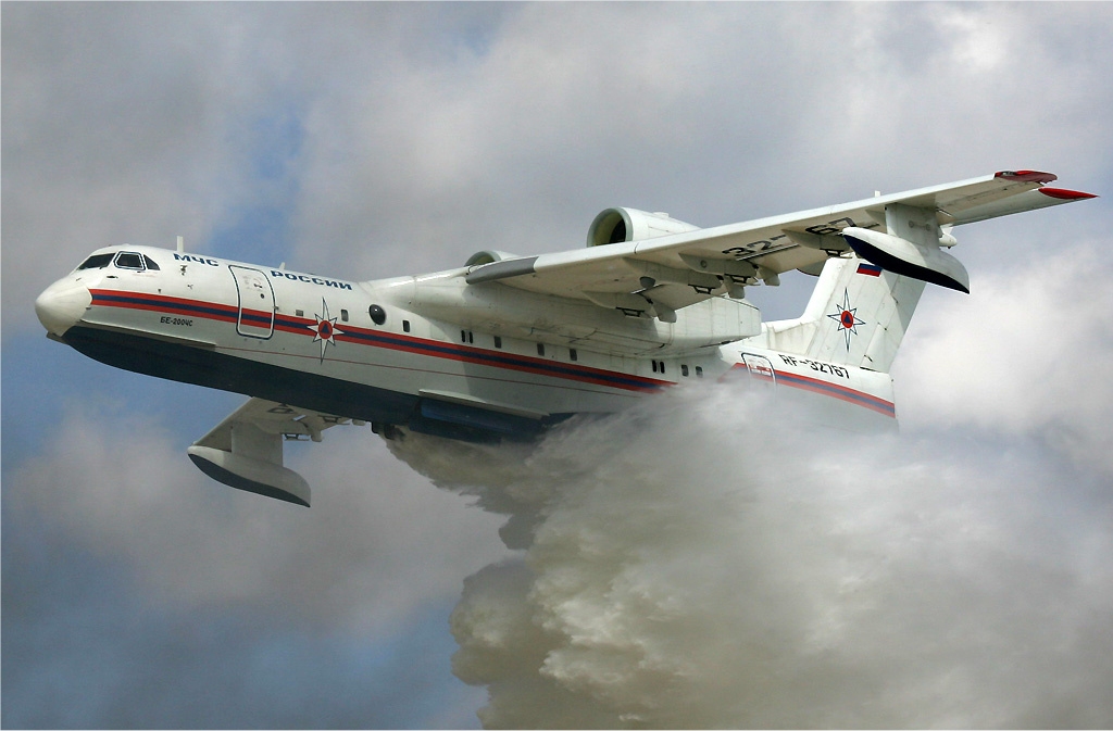 <strong>Argelia a punto de recibir su primer avión anfibio ruso Beriev Be-200</strong> 1 Moncloa MChS Beriev Be 200 waterbomber Moncloa