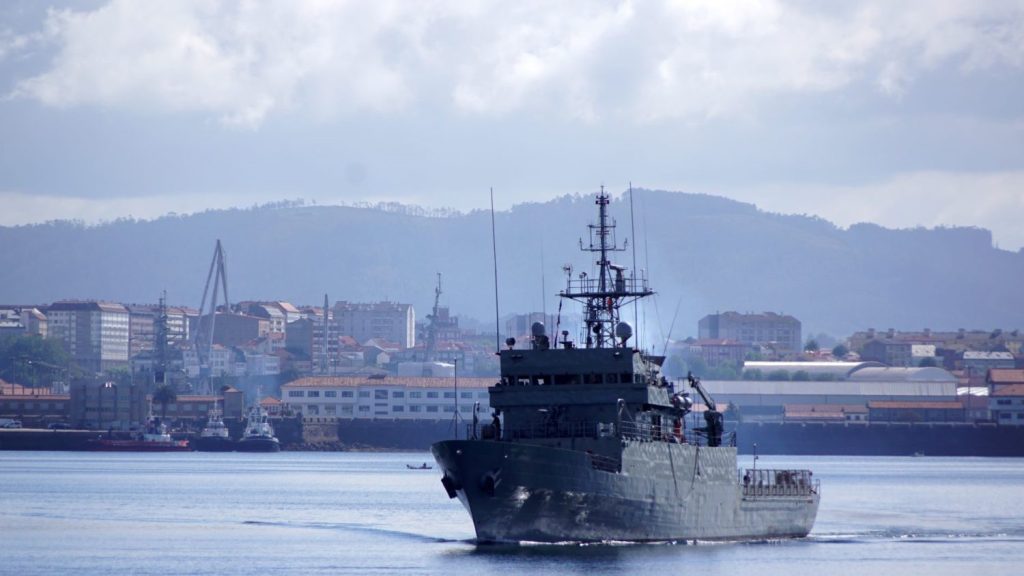 El patrullero de altura “Atalaya” realiza una operación de vigilancia y seguridad en la que podría seguir a la fragata rusa “Admiral Gorshkov” 2 Moncloa P 74 Atalaya Moncloa