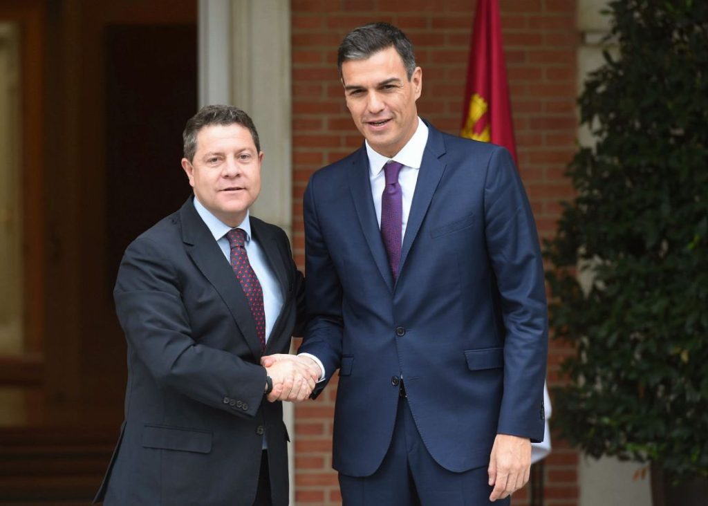 El aeropuerto fantasma de Ciudad Real: del ICO de Aldama a centro de inmigrantes para enfado de Page 1 Moncloa García-Page y Sánchez tras su reunión