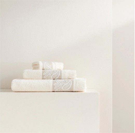 Toalla de baño algodón 500 grm2 Indira C El Corte Inglés