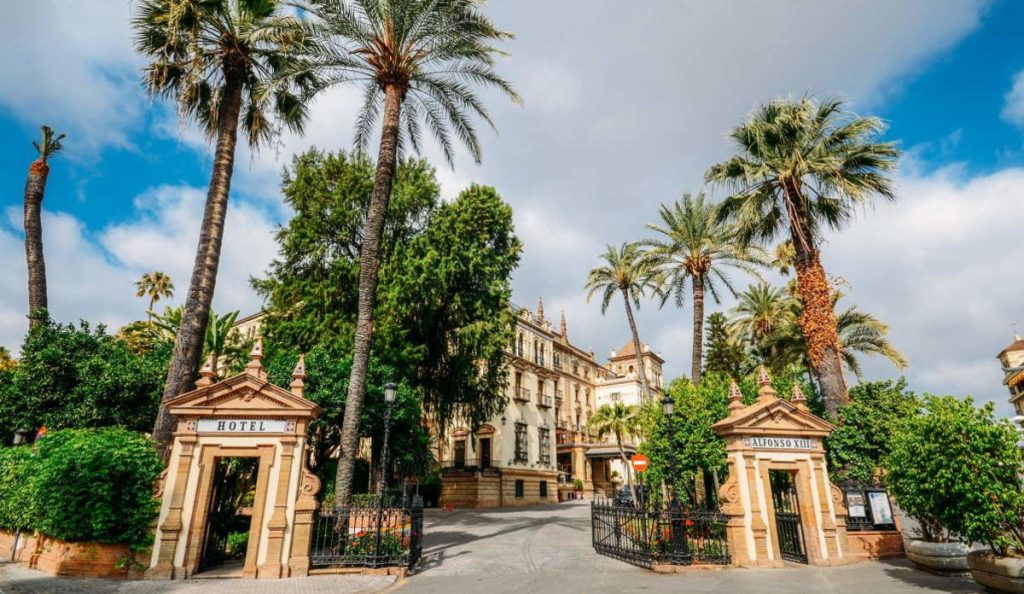 Turismo en Sevilla: El Hotel Alfonso XIII