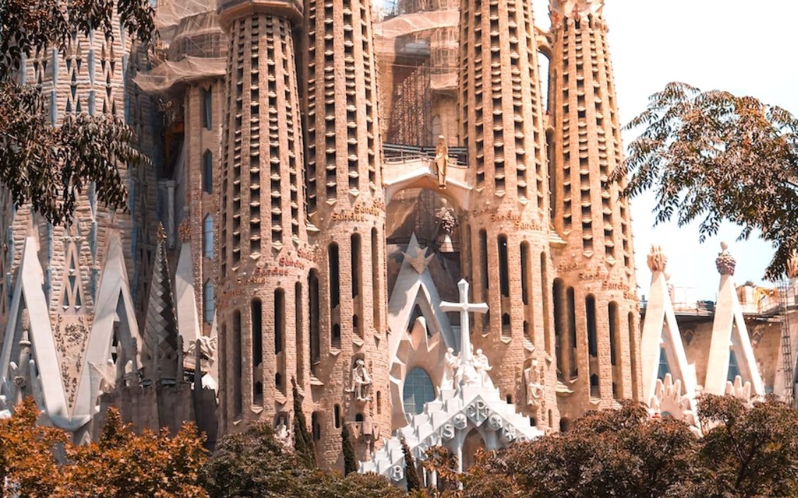 La Sagrada Familia: 6 motivos para visitar la obra maestra de Antoni Gaudí en Cataluña 3 Moncloa barcelona Moncloa