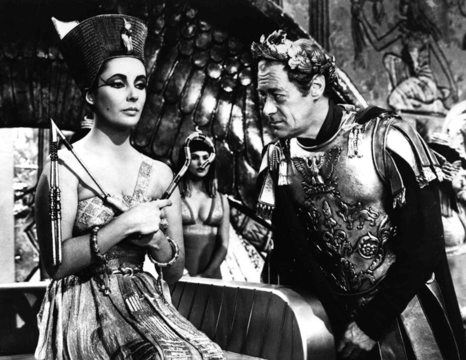 ¿Mito o realidad? La verdadera historia de Cleopatra y su mítica belleza 1 Moncloa cleopatra griega