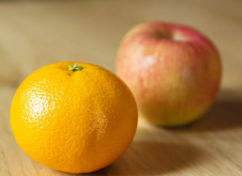 USA LA CÁSCARA DE NARANJA COMO LIMPIADOR Y QUITA MANCHAS