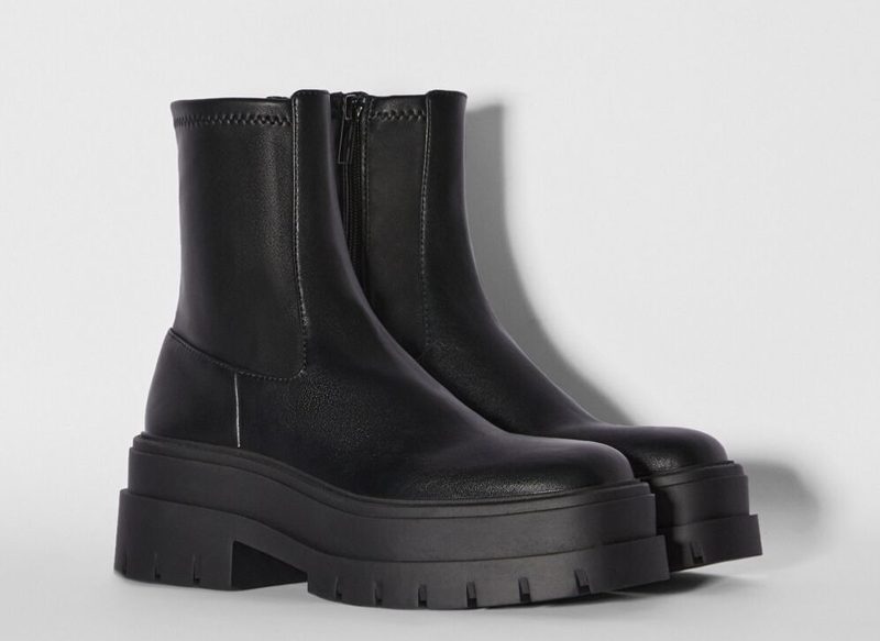 BOTINES PLATAFORMA AJUSTADOS DE BERSHKA