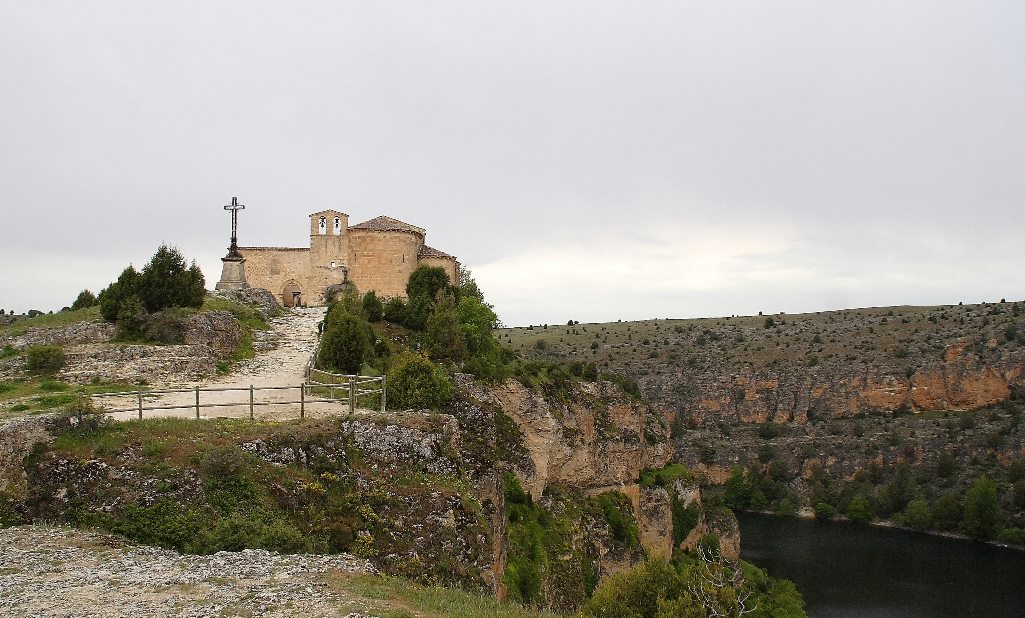 Ermita de San Frutos, una joya arquitectónica del siglo XII