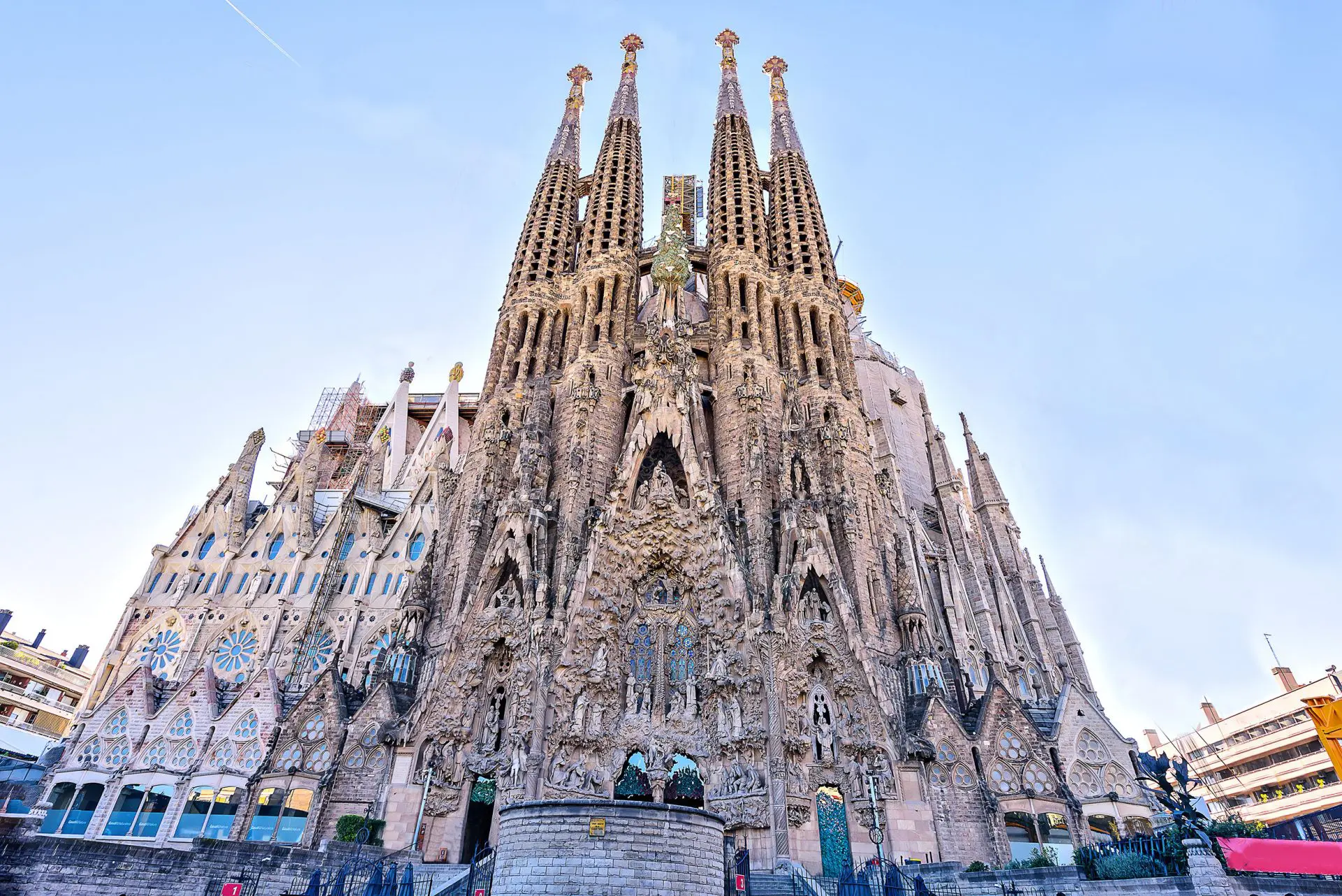 La fachada de la natividad de la Basílica de la Sagrada Familia