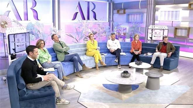 criticas de la presentadora