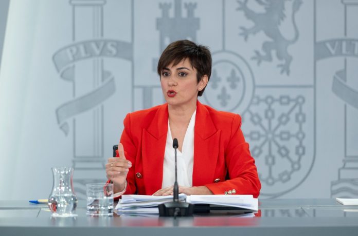 Por otro lado, también se incluyen medidas relativas al Pasaporte Biológico, de esta forma se termina de complementar su regulación en España como método de prueba válido ante la comisión de infracciones de la normativa antidopaje. El método que la Agencia Mundial Antidopaje implementó en 2009, y que condujo a sancionar a la exatleta española Marta Domínguez, se ha enfrentado a ciertas dificultades debido a su falta de desarrollo en España. La legislación española no reconocía su validez como prueba antidopaje, como se evidenció en el caso del ciclista Ibai Salas, quien fue absuelto por la Audiencia Nacional, a diferencia de la justicia deportiva internacional.