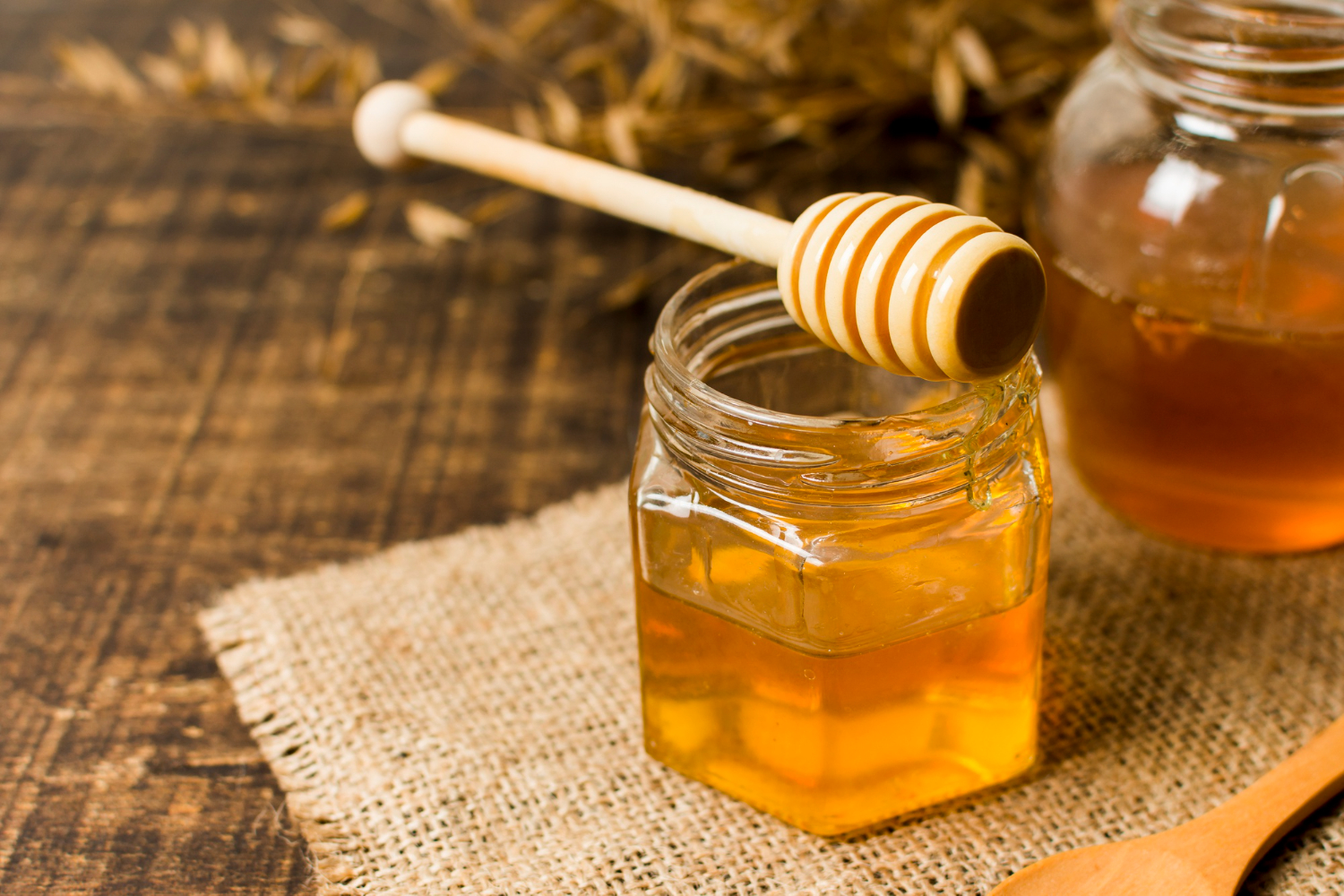 Miel, un remedio natural para curar un resfriado