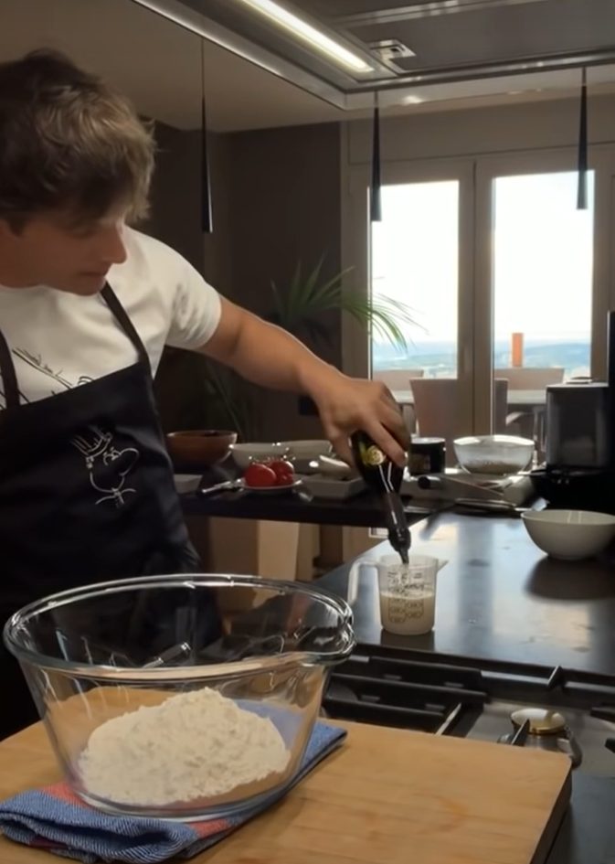 preparar la masa de la pizza de jordi cruz