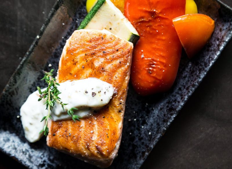 OTROS BENEFICIOS DE COMER SALMÓN