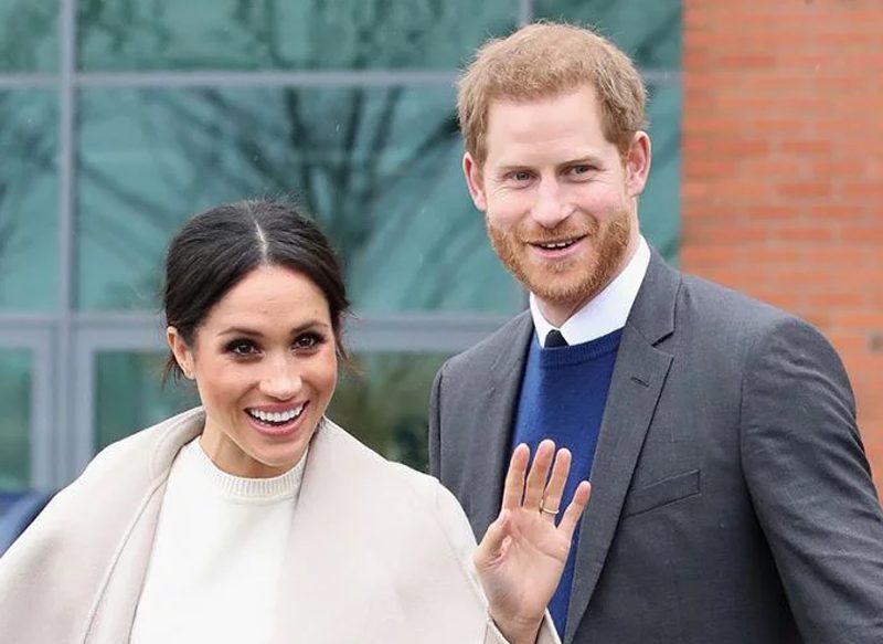 KATE Y GUILLERMO LE RECOMENDARON VESTIRSE DE NAZI
