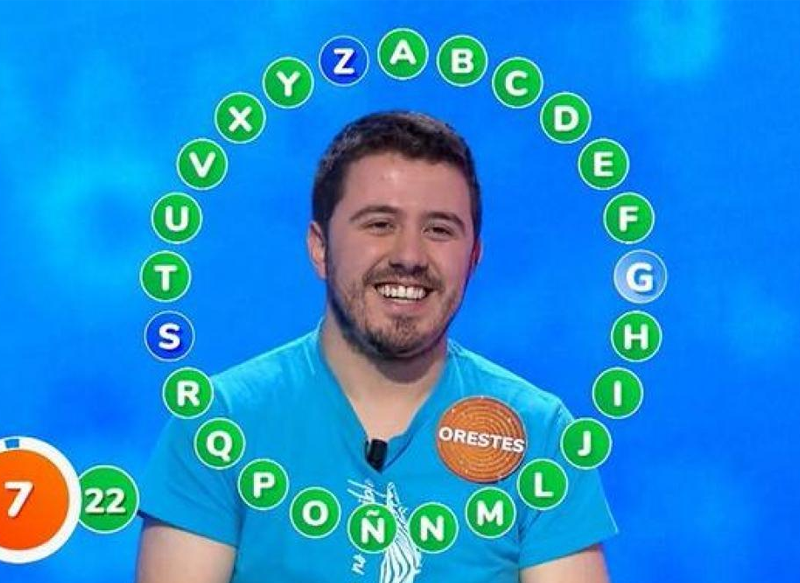 ORESTES BARBERO ABANDONA PASAPALABRA TRAS 360 PROGRAMAS