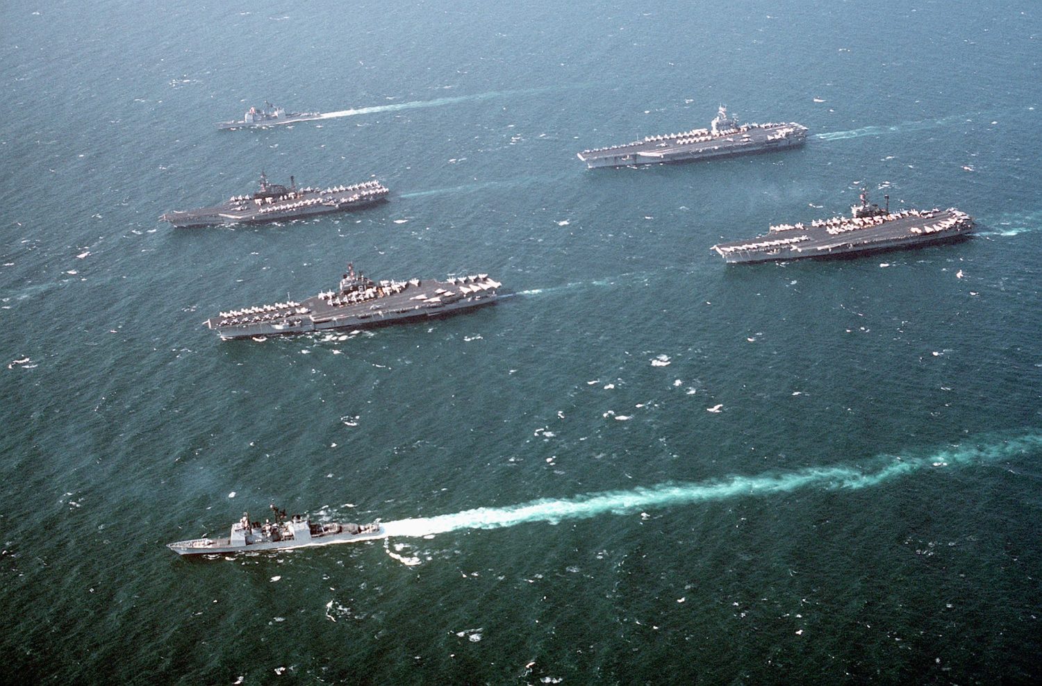 Guerra del Golfo Pérsico: 6 impactos políticos que sucedieron en España 1 Moncloa El Impacto Político de la Guerra del Golfo Pérsico en España