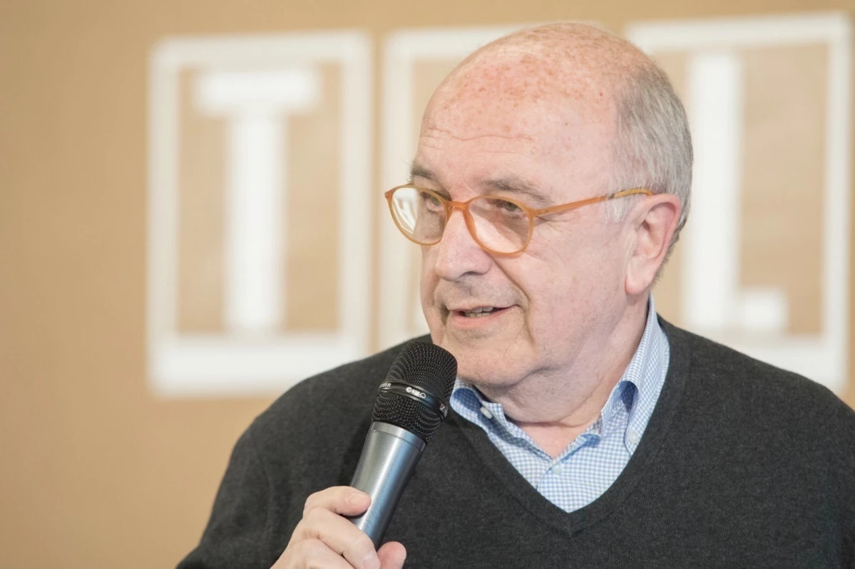 La figura de Joaquín Almunia: su papel en la política económica y europea 2 Moncloa Un defensor de la competencia
