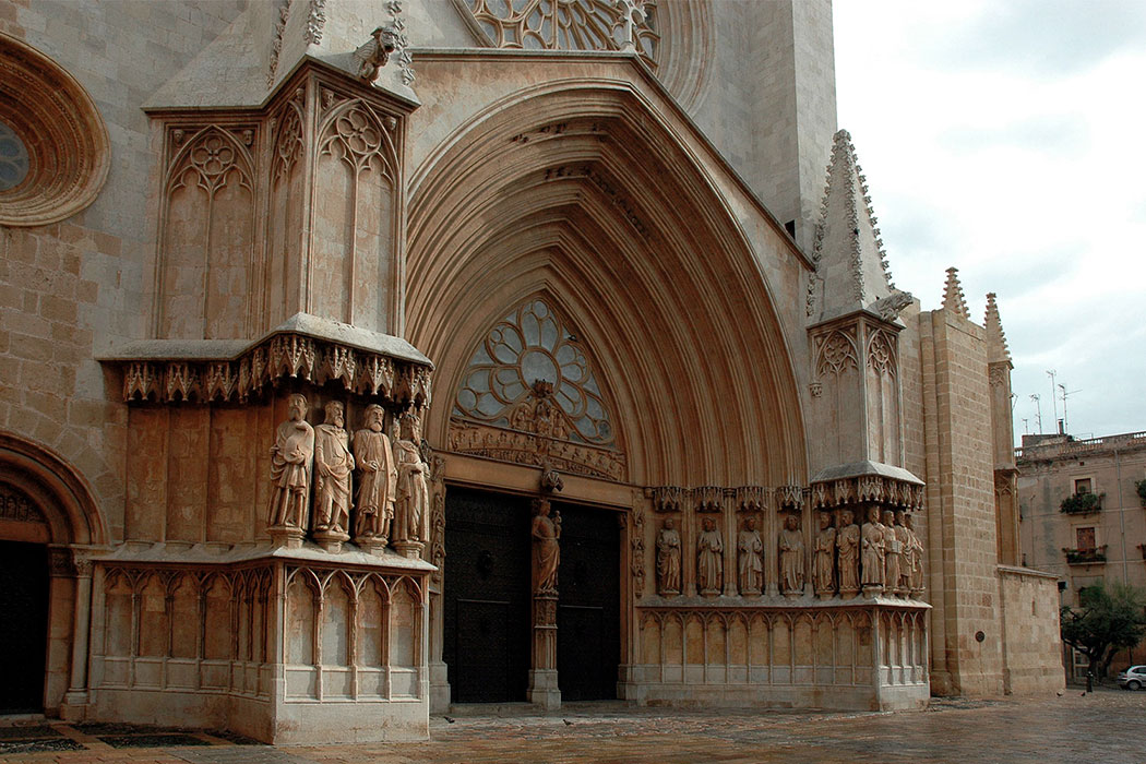 El Museo de la Catedral de Tarragona: Una Colección de Pinturas, Esculturas y Objeto Litúrgicos