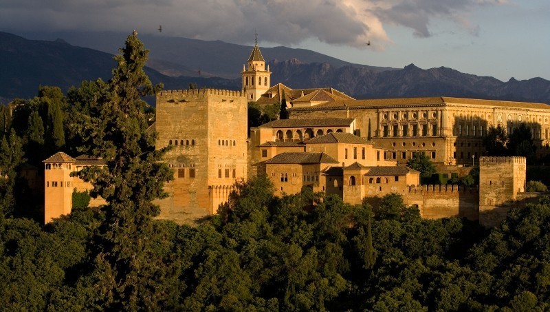 Actividades en los alrededores de Alhambra