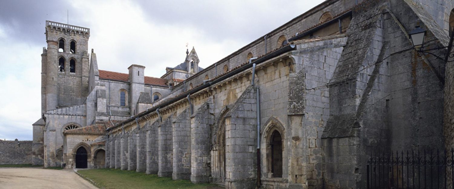 Monasterio de las Huelgas alberga una biblioteca con más de 20.000 volúmenes