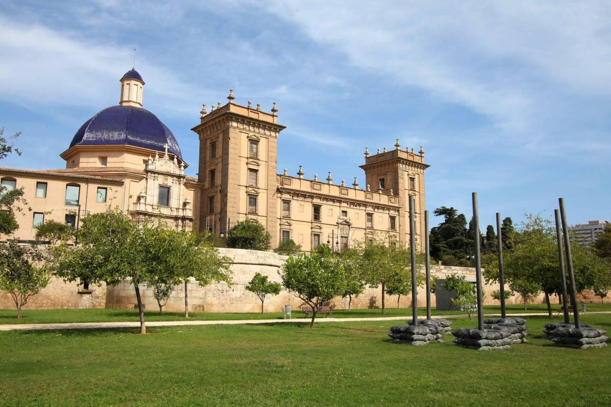 l museo alberga una de las mejores colecciones de obras de arte de España e internacionales, incluyendo la obra maestra de Joaquín Sorolla