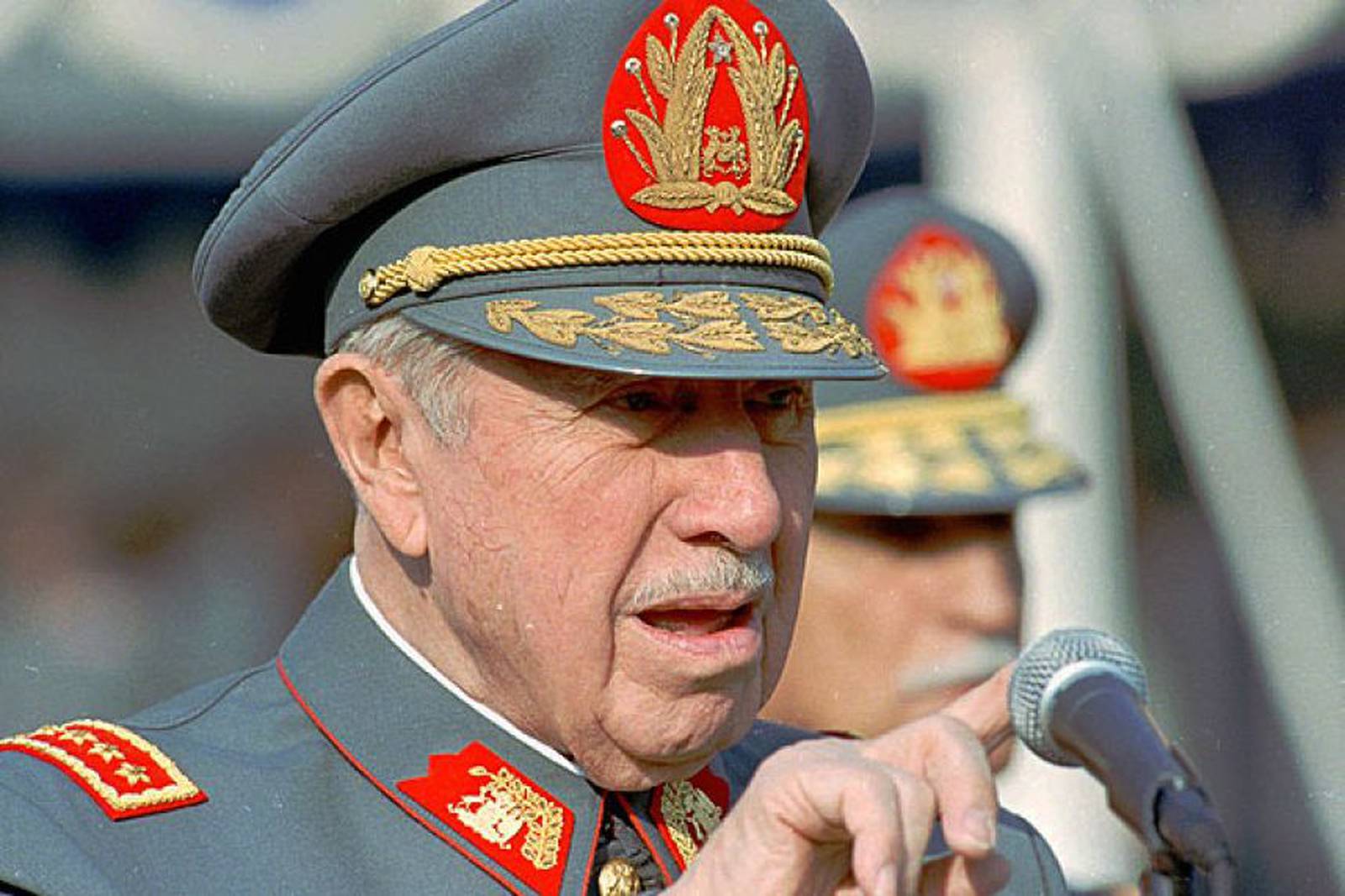 El juicio al general Pinochet en España: el impacto político del proceso judicial 3 Moncloa El juicio también tuvo un gran impacto en la opinión pública española