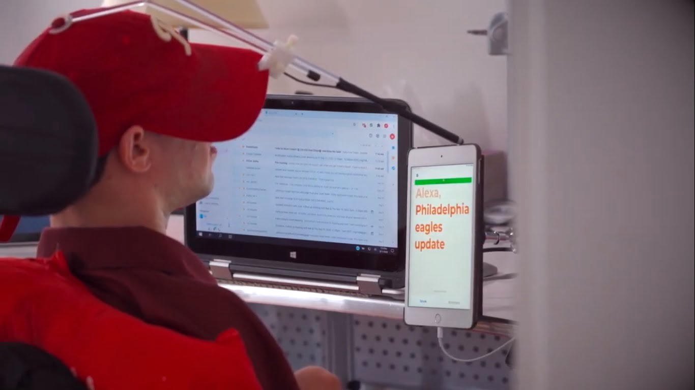 Discapacidad: 5 maneras de ayudar a las personas con la tecnología 1 Moncloa Software de reconocimiento de voz para ayudar a las personas con discapacidad