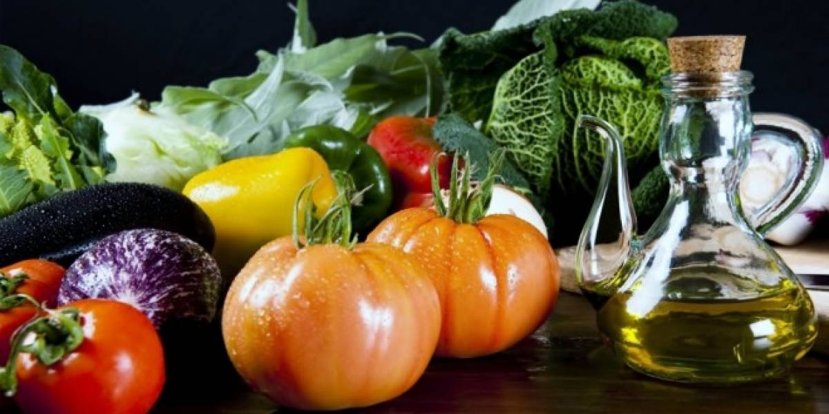 La relación entre la alimentación y el colesterol 1 Moncloa ¿Qué es el colesterol?