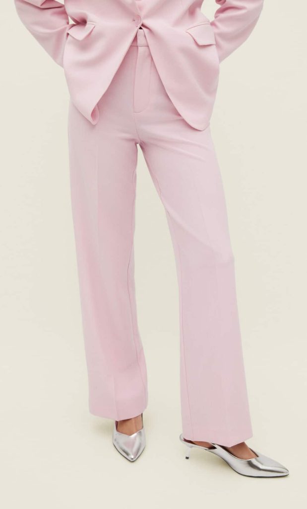 color rosa pantalones de stradivarius primavera