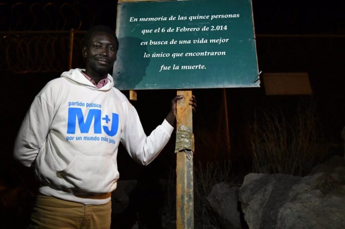 Augustin Ndour, propuso una ley de regularización masiva de extranjeros.