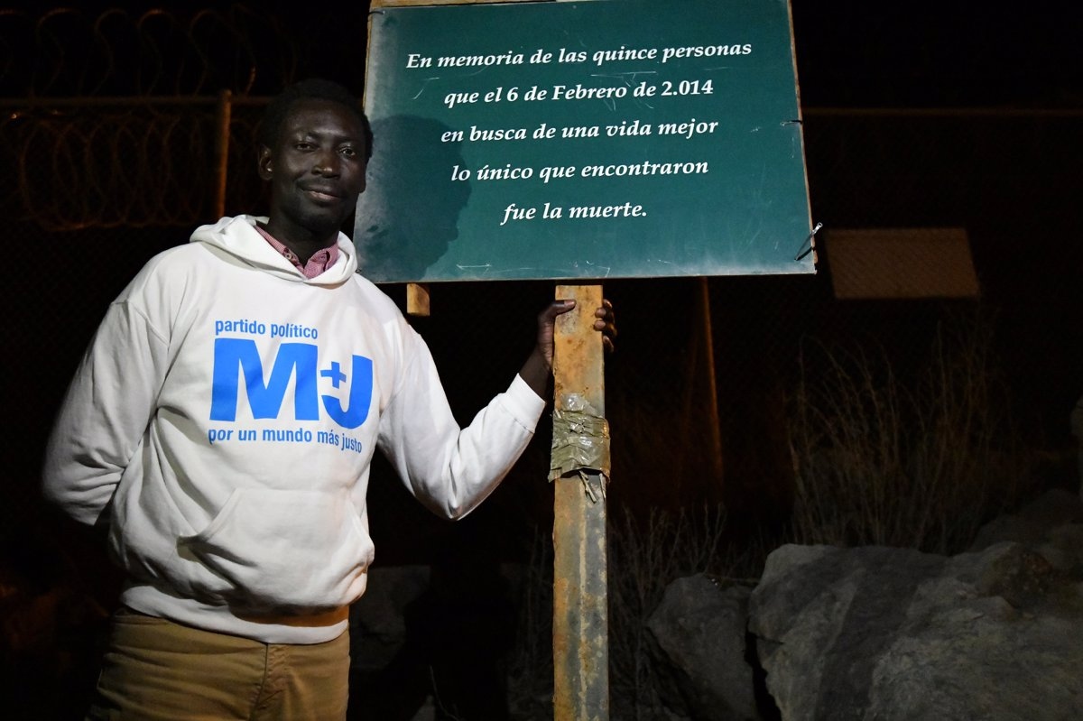 Augustin Ndour, propuso una ley de regularización masiva de extranjeros.
