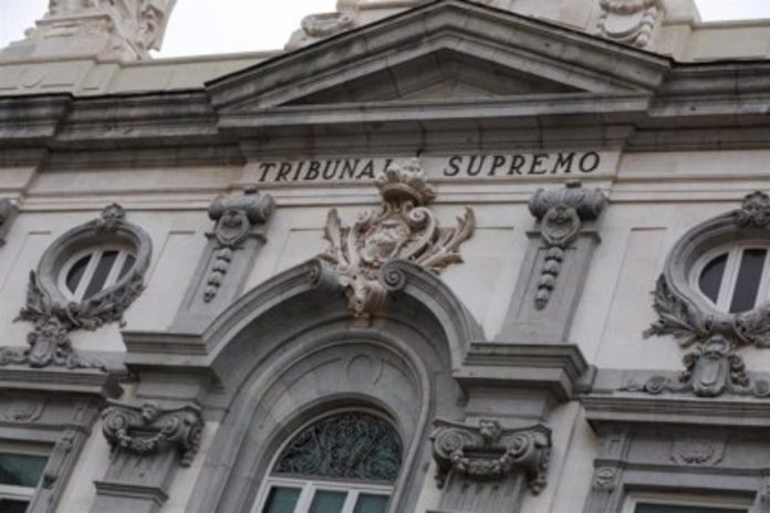 Tribunal Supremo rebaja penas de agresor sexual.