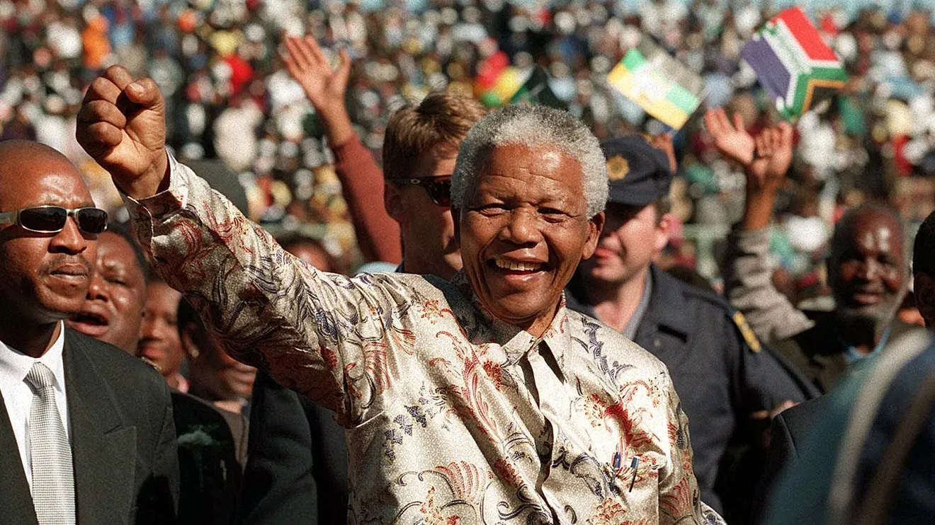 La liberación de Nelson Mandela y el fin del apartheid en Sudáfrica 4 Moncloa símbolo de la lucha contra la opresión