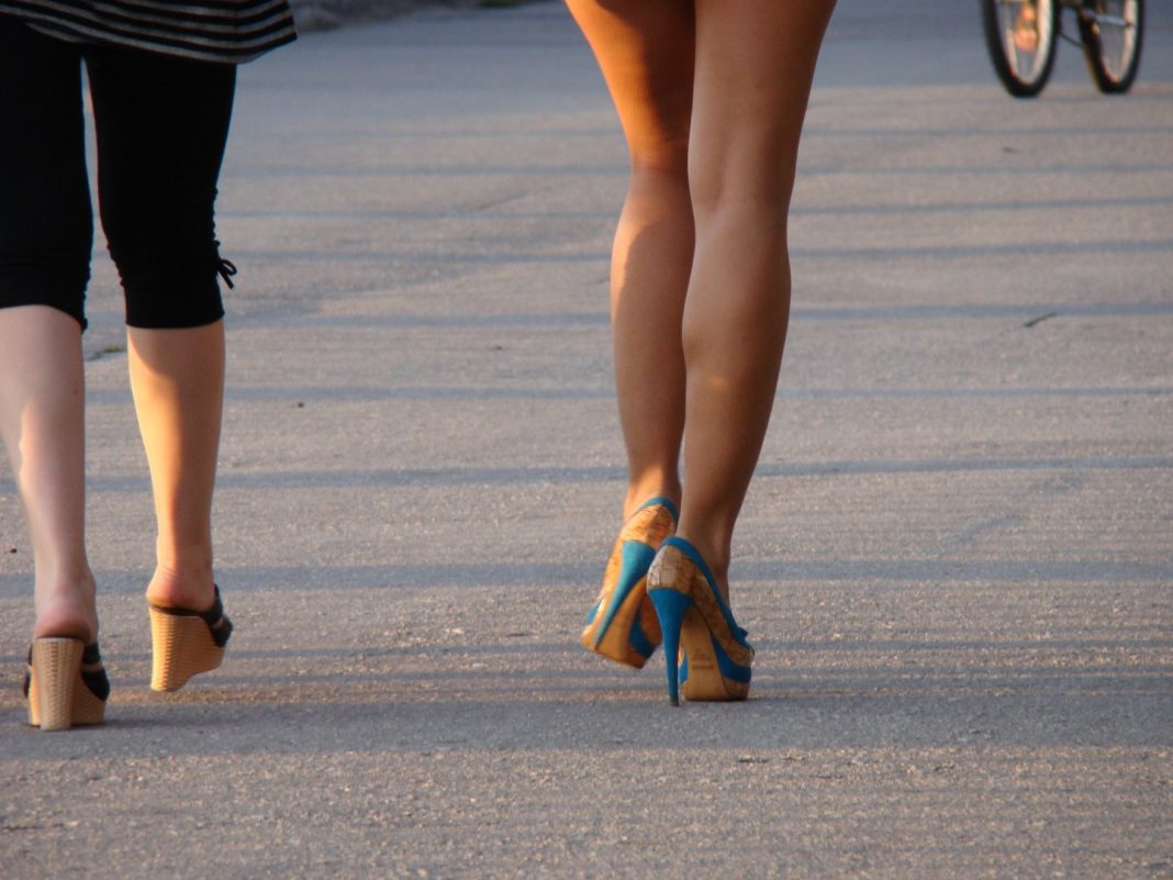 esparadrapo para llevar tacones