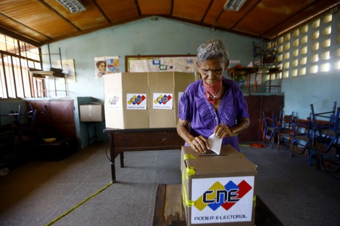 La oposición venzolana se está organizando para tratar de hacer unas elecciones primarias.