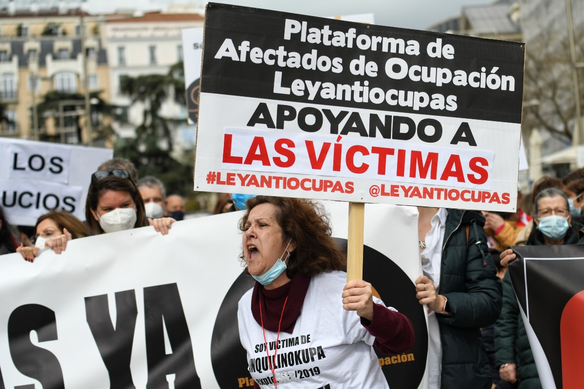 La plataforma anti okupas rechaza la nueva ley de viviendas.