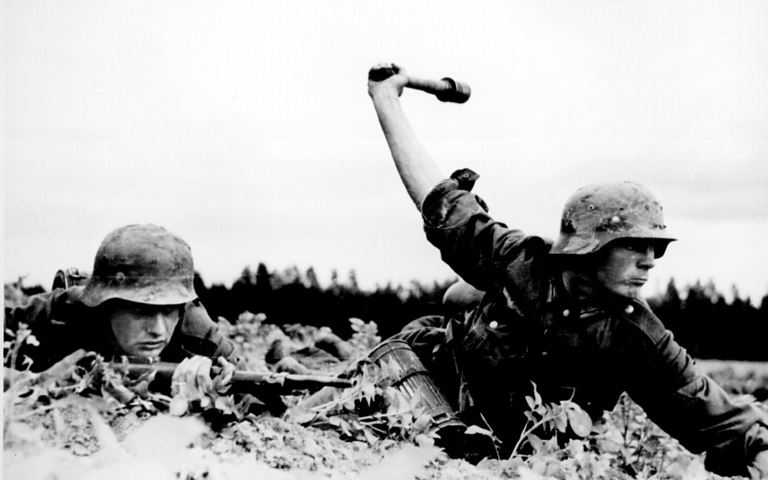 El papel de España en la Segunda Guerra Mundial: la neutralidad del país en el conflicto internacional 3 Moncloa La ayuda de España a los Aliados durante la guerra