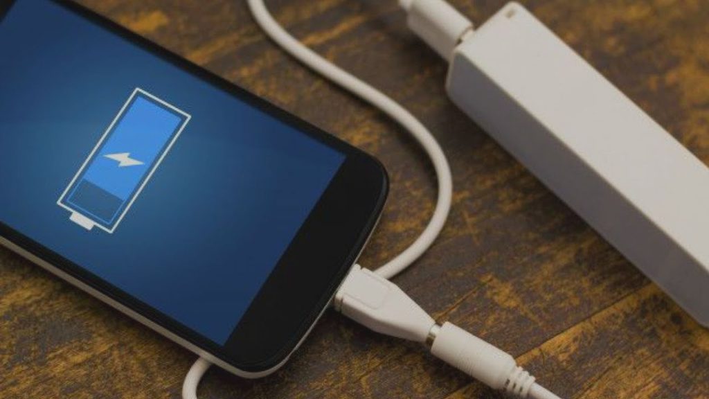 Dispositivo móvil: cómo protegerlo de virus y malware en 9 pasos 5 Moncloa Mantén una buena higiene de seguridad
